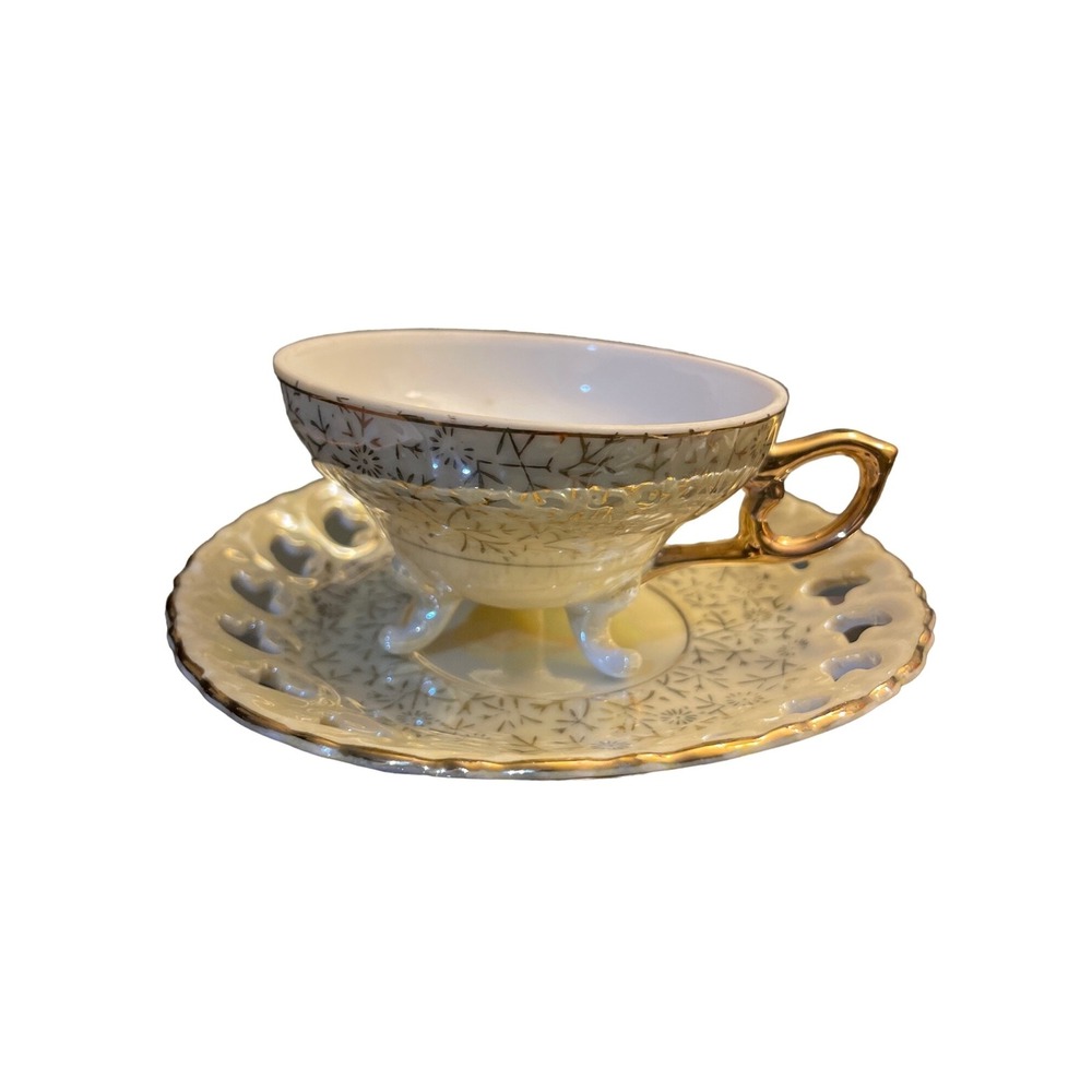 Vintage Japan Porcelain Teacup Saucer Set Gold Trim‎ Floral Butterfly Cutout